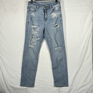 American Eagle Light Wash Distressed Stretch Straight Leg Mom Jeans Size 4